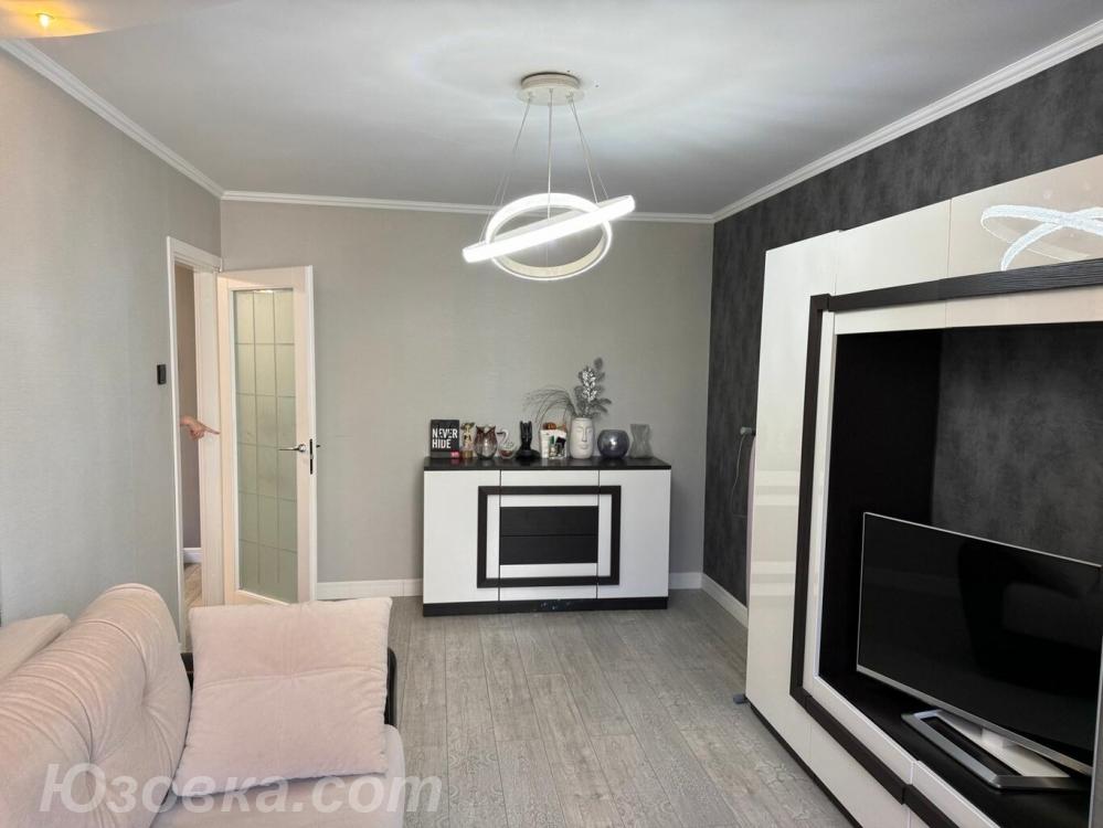 2-комн. квартира, 53м², с мебелью, 2/5 эт., ДОНЕЦК