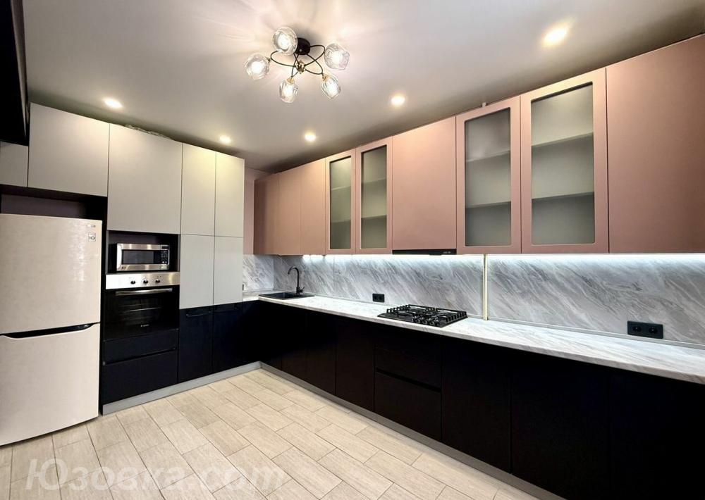2-комн. квартира, 80м², с мебелью, 5/9 эт., ДОНЕЦК