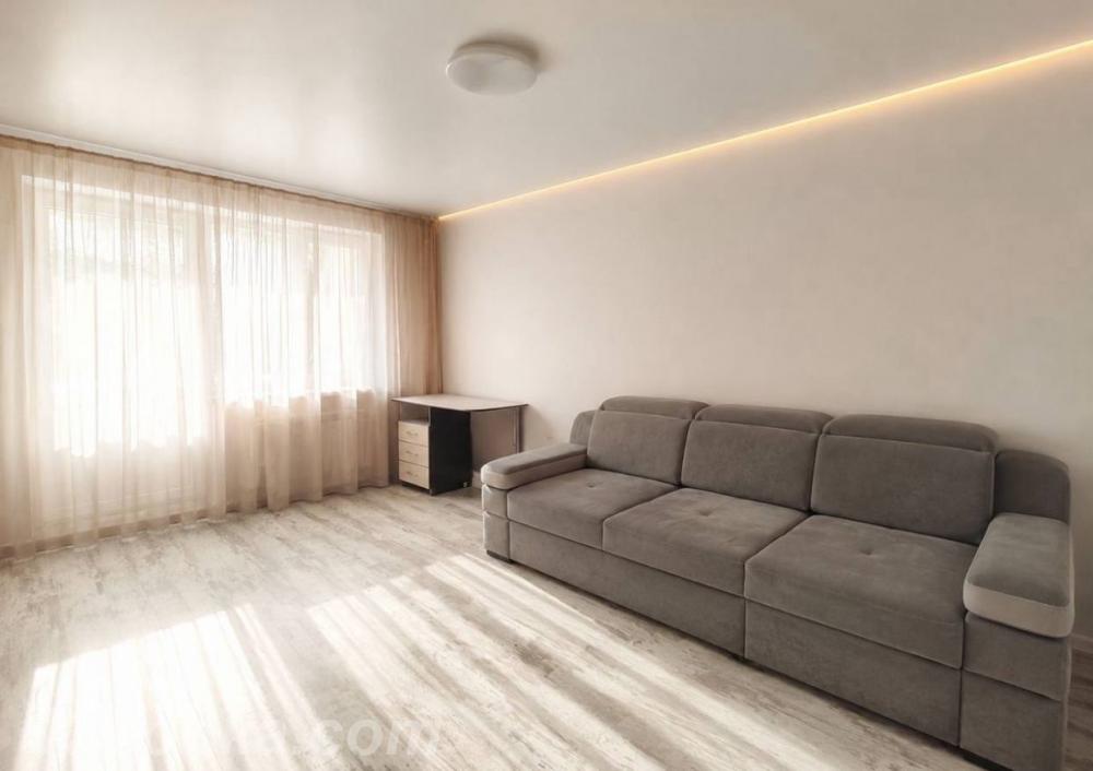 2-комн. квартира, 52м², с мебелью, 2/16 эт., ДОНЕЦК