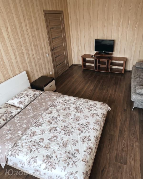 1-комн. квартира, 38м², с мебелью, 2/5 эт.