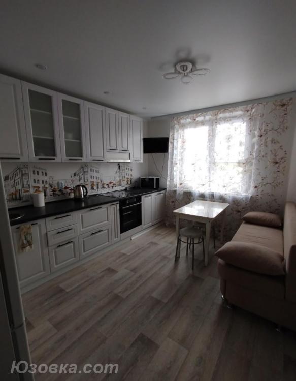 1-комн. квартира, 37м², с мебелью, 2/5 эт., ДОНЕЦК