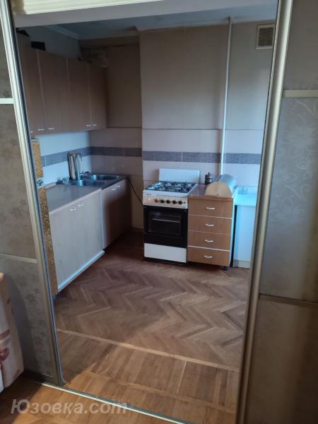 2-комн. квартира, 48 м², вторичка, 6/9 эт., ДОНЕЦК