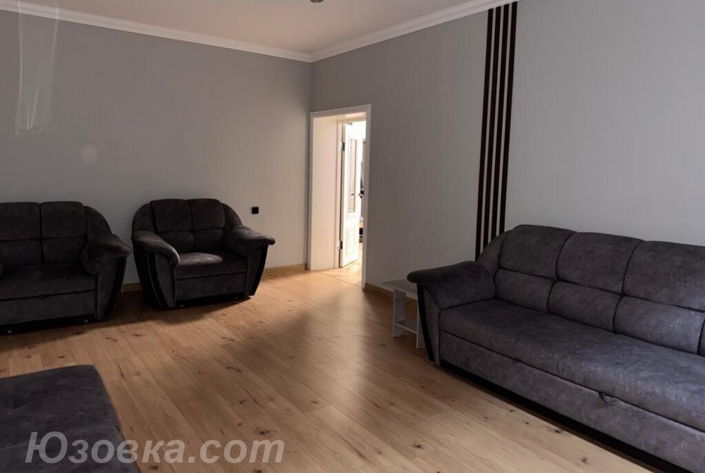 2-комн. квартира, 83м², с мебелью, 2/5 эт., ДОНЕЦК
