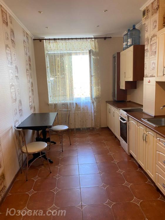 2-комн. квартира, 48м², с мебелью, 6/9 эт., ДОНЕЦК