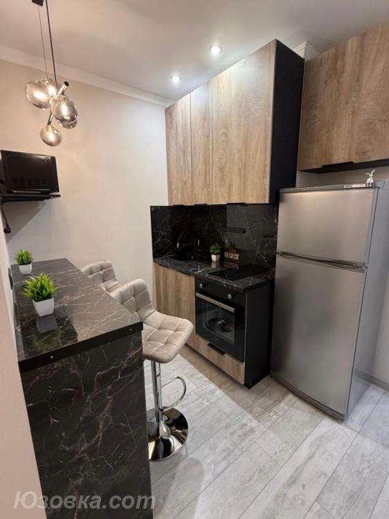 студия квартира, 33м², с мебелью, 3/5 эт., ДОНЕЦК