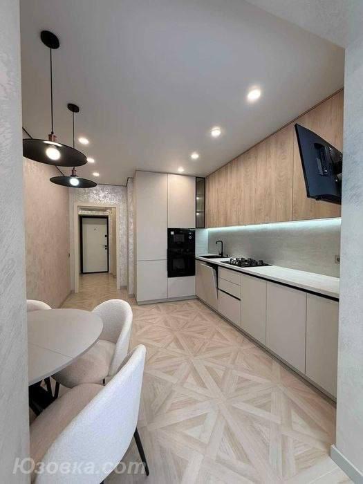 2-комн. квартира, 70м², с мебелью, 3/5 эт., ДОНЕЦК