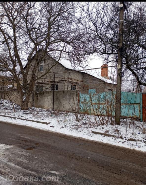 Дом , 100 м², на участке 10,0 сот.