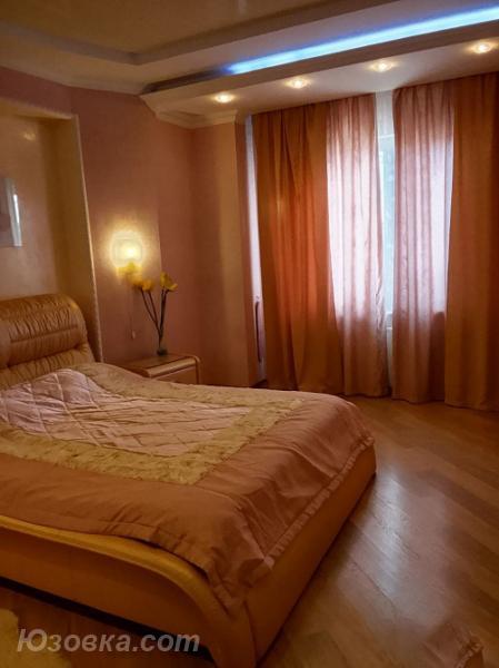 3-комн. квартира, 105 м², новостройка, 8/17 эт.