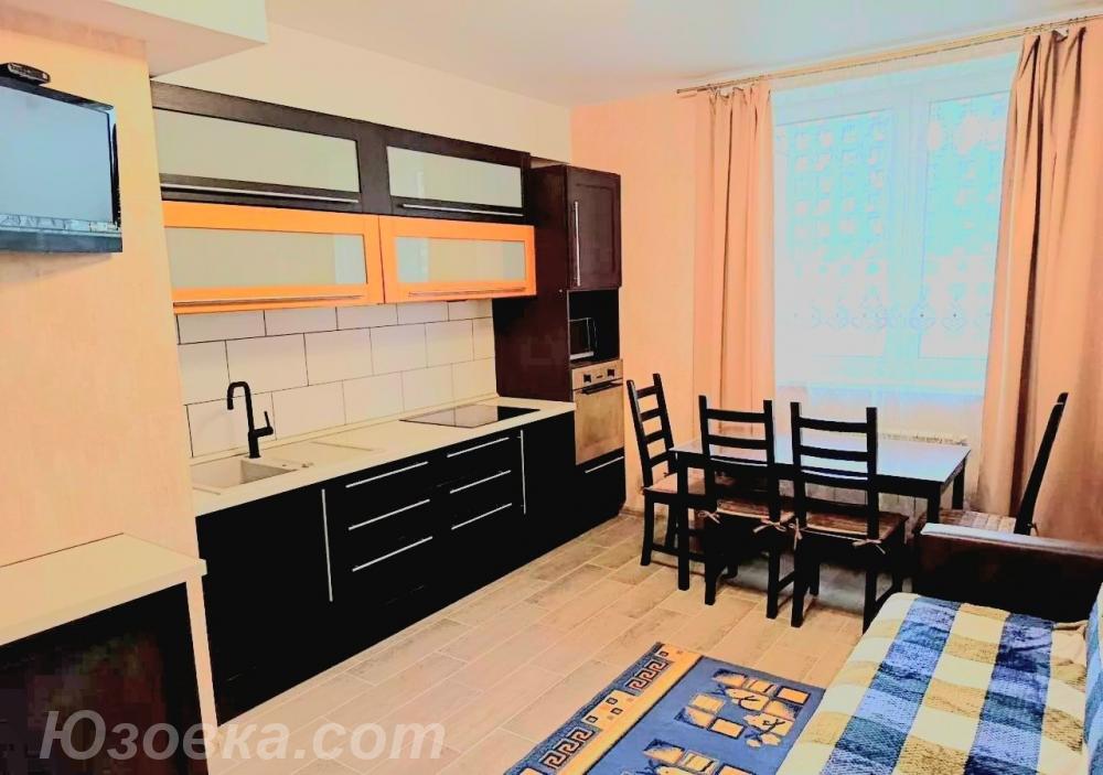 2-комн. квартира, 65м², с мебелью, 4/9 эт.