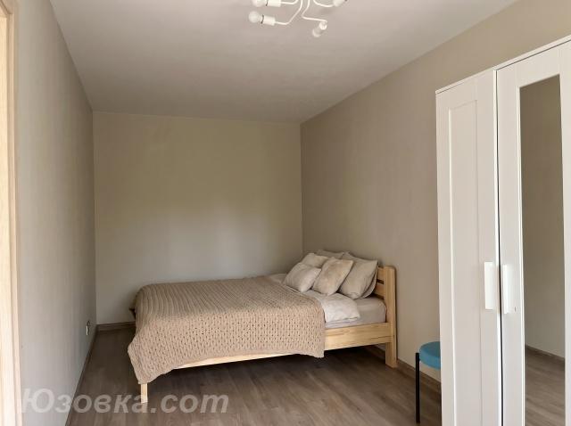2-комн. квартира, 46м², с мебелью, 2/2 эт., ДОНЕЦК