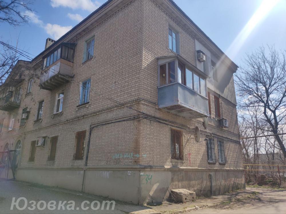 2-комн. квартира, 46 м², вторичка, 3/3 эт., ДОНЕЦК