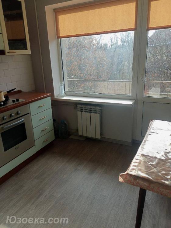 1-комн. квартира, 38 м², вторичка, 3/9 эт.