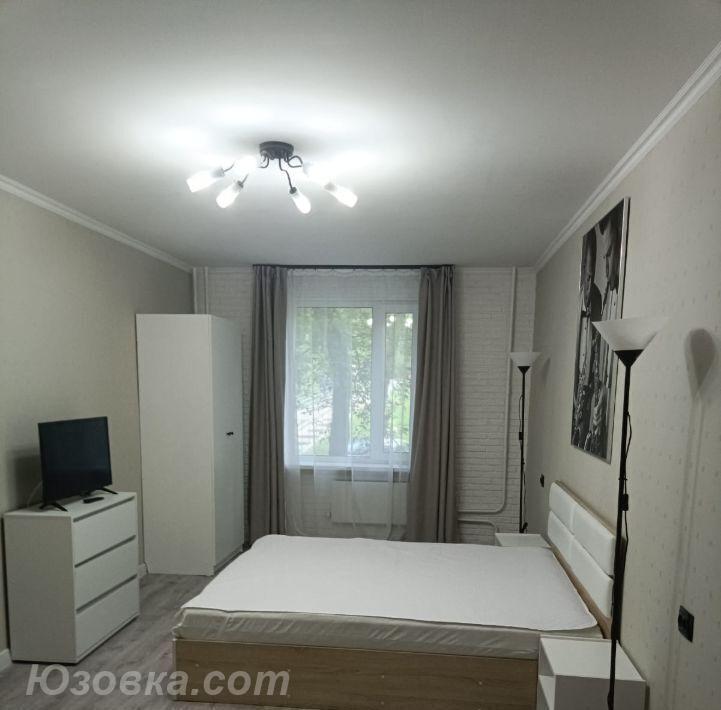 1-комн. квартира, 47м², с мебелью, 1/9 эт., ДОНЕЦК