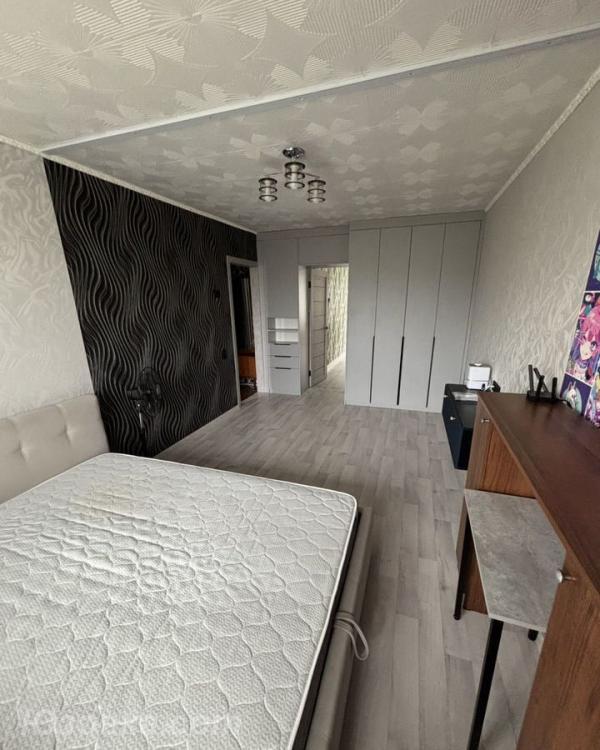 2-комн. квартира, 44м², с мебелью, 2/9 эт., ДОНЕЦК