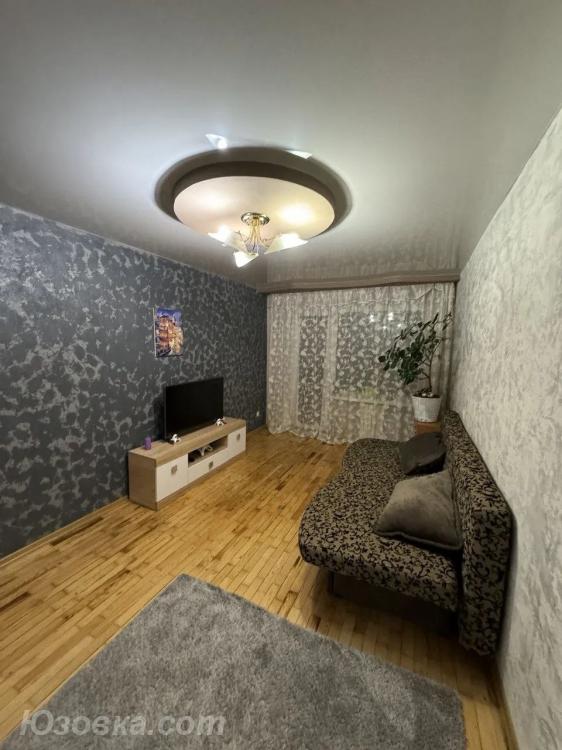 2-комн. квартира, 48м², с мебелью, 2/5 эт., ДОНЕЦК