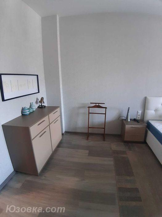 2-комн. квартира, 71м², с мебелью, 2/9 эт., ДОНЕЦК