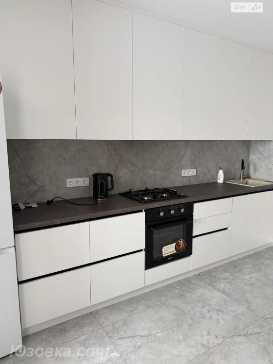 1-комн. квартира, 38м², с мебелью, 1/9 эт., ДОНЕЦК