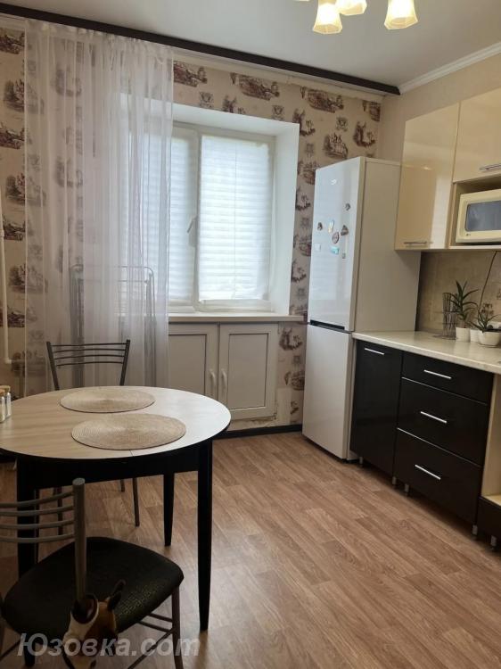 1-комн. квартира, 38м², с мебелью, 2/5 эт., ДОНЕЦК