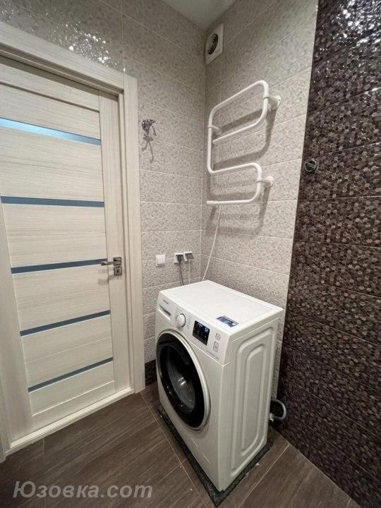 2-комн. квартира, 63м², с мебелью, 3/9 эт., ДОНЕЦК