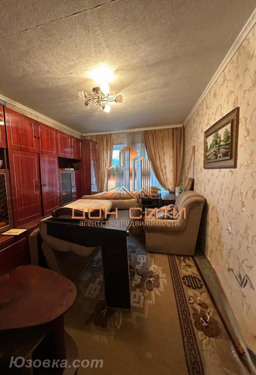 2-комн. квартира, 44 м², вторичка, 1/5 эт., ДОНЕЦК