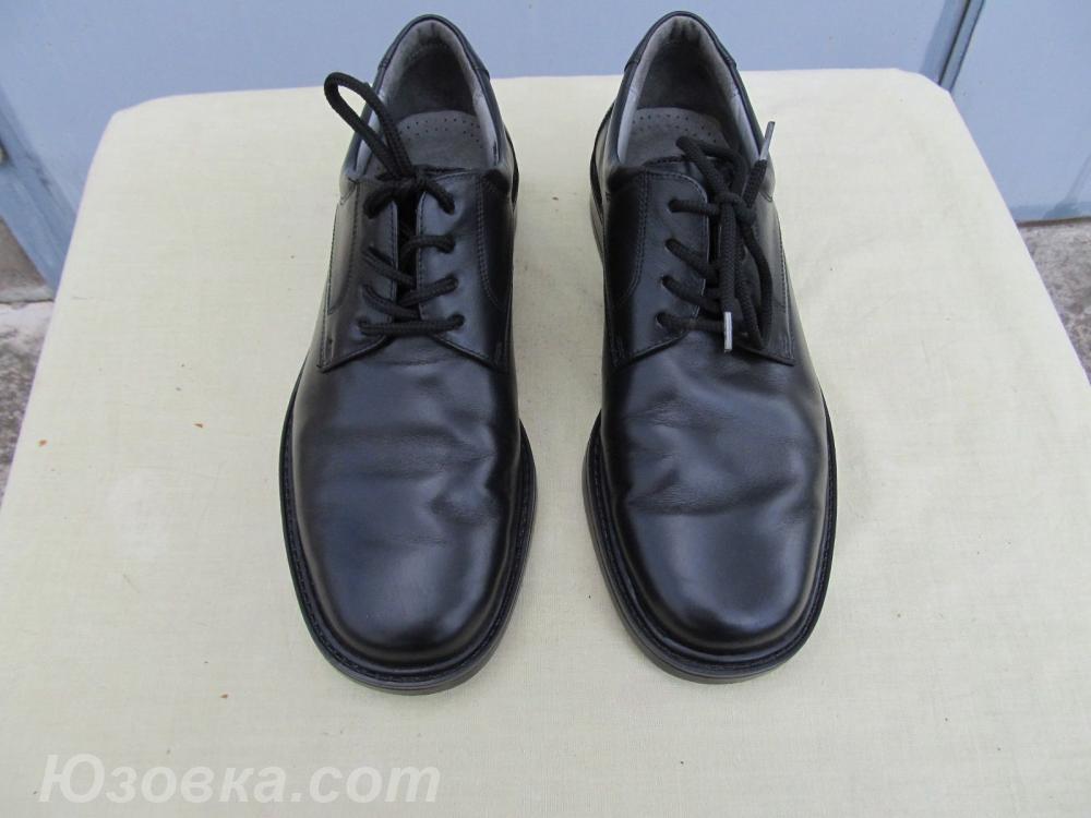Новые мужские ботинки р-р 42