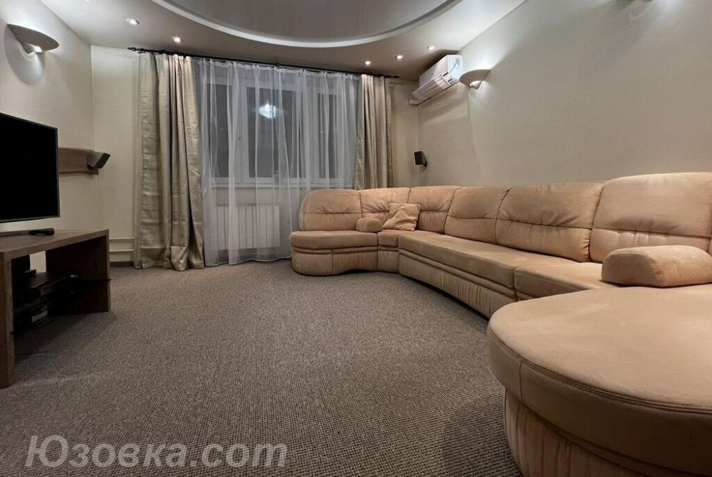 2-комн. квартира, 54м², с мебелью, 3/9 эт., ДОНЕЦК