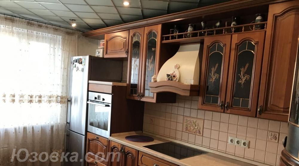 2-комн. квартира, 65м², с мебелью, 3/9 эт.