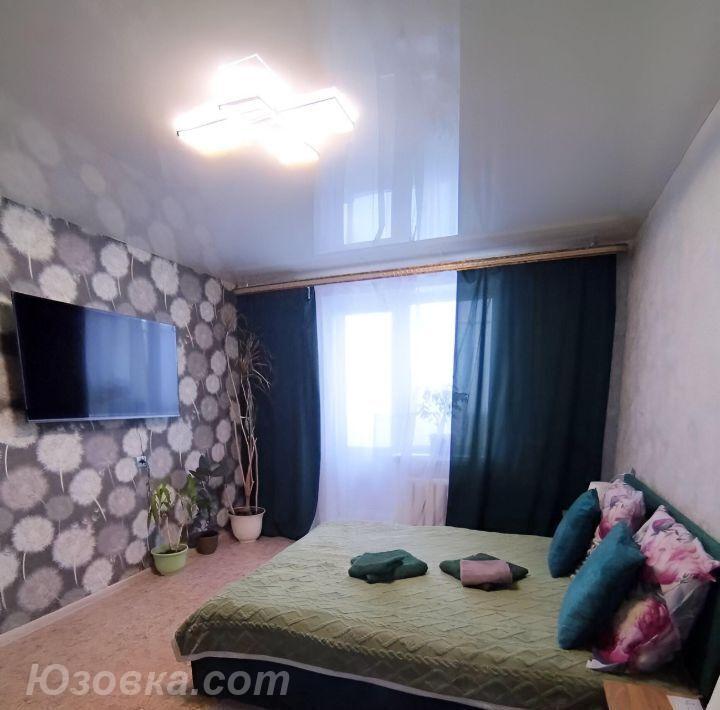 2-комн. квартира, 52м², с мебелью, 3/9 эт., ДОНЕЦК