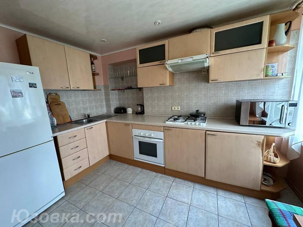 2-комн. квартира, 45м², с мебелью, 1/1 эт.