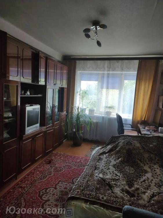 2-комн. квартира, 46 м², вторичка, 3/5 эт., Макеевка