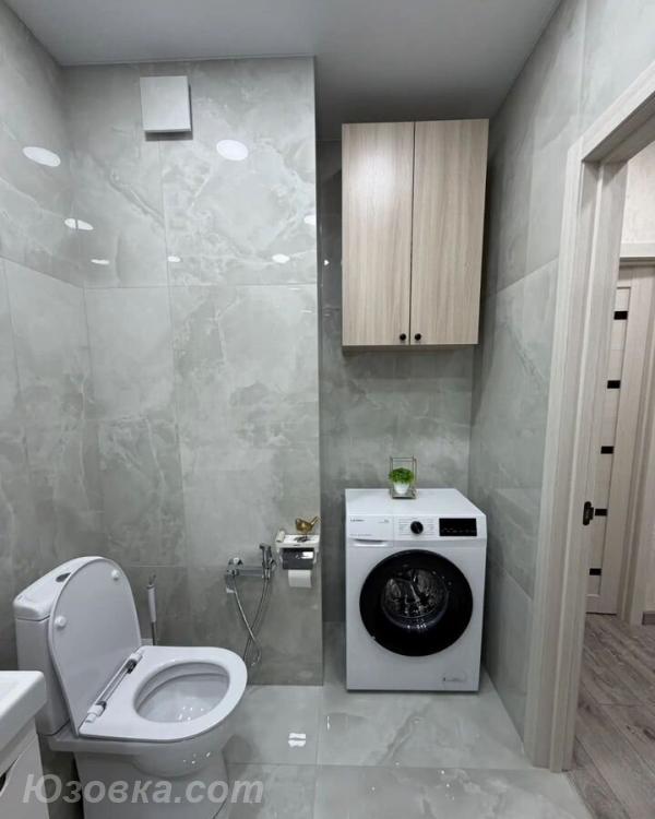 2-комн. квартира, 47м², с мебелью, 4/5 эт., ДОНЕЦК