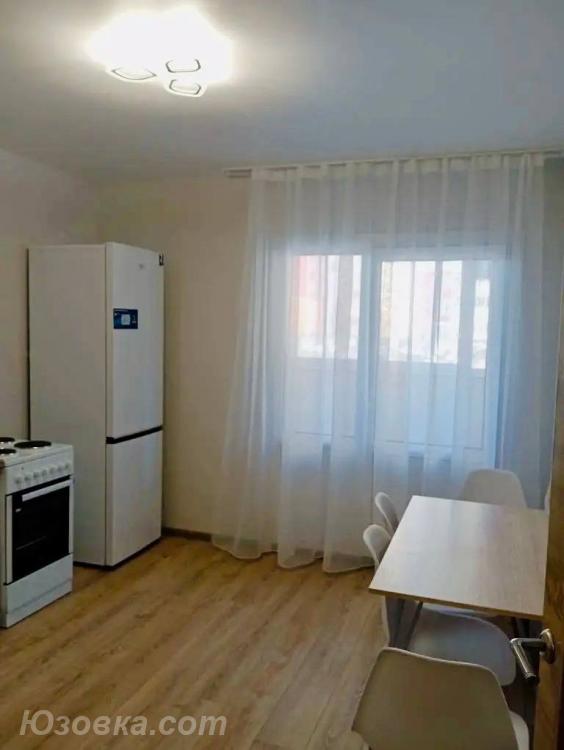 1-комн. квартира, 42м², с мебелью, 4/9 эт., ДОНЕЦК