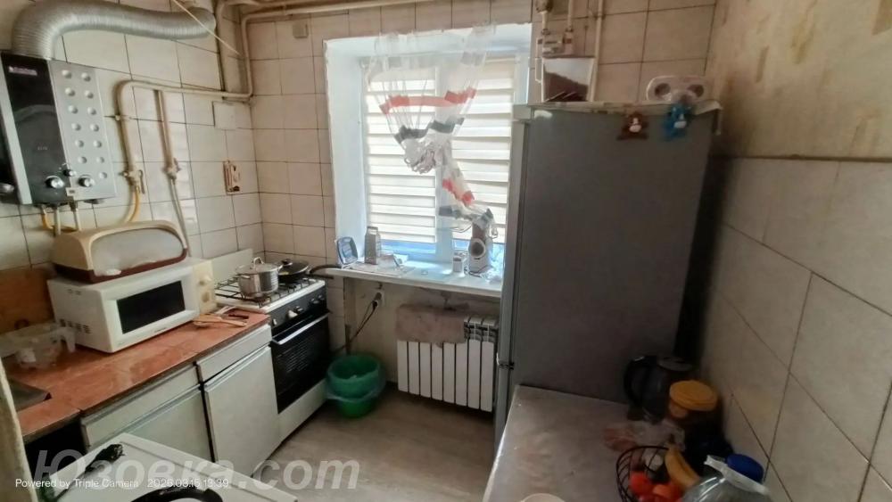 3-комн. квартира, 56 м², вторичка, 1/4 эт.