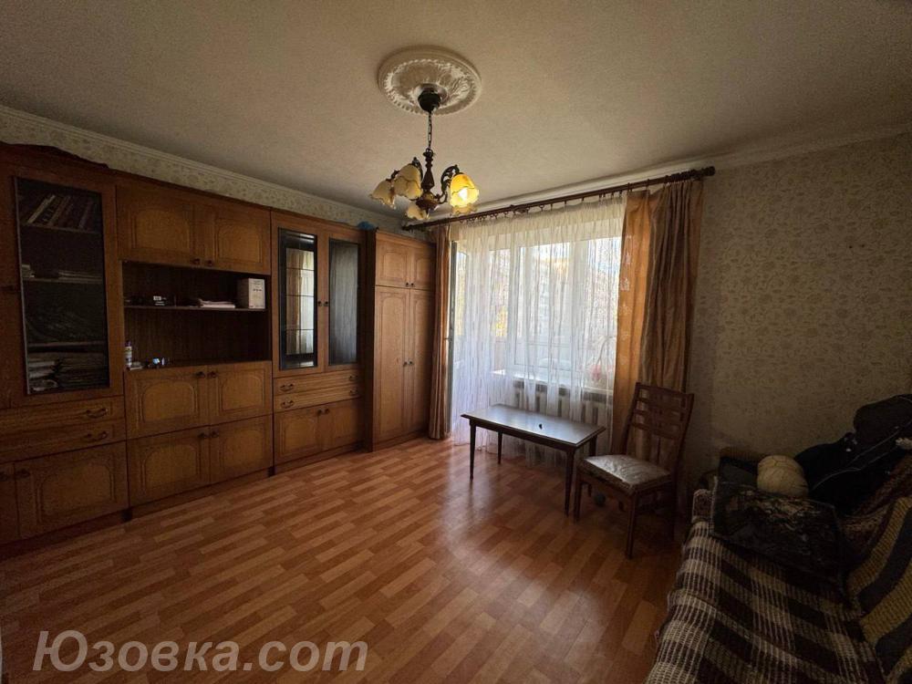 2-комн. квартира, 56 м², вторичка, 6/9 эт., ДОНЕЦК