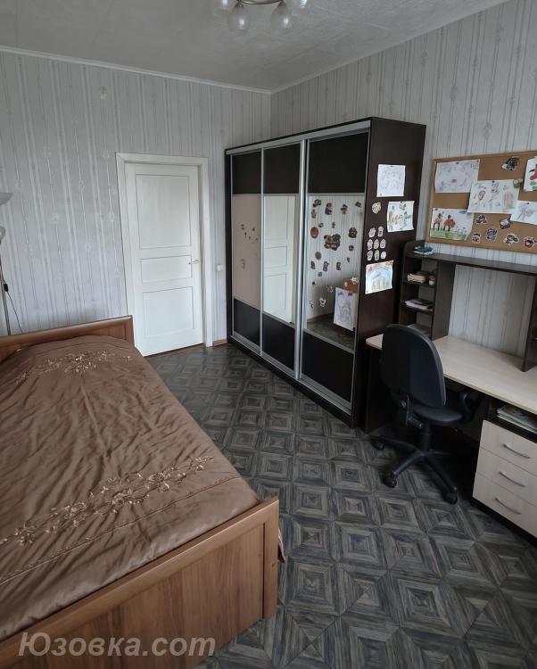 3-комн. квартира, 52м², с мебелью, 3/3 эт.