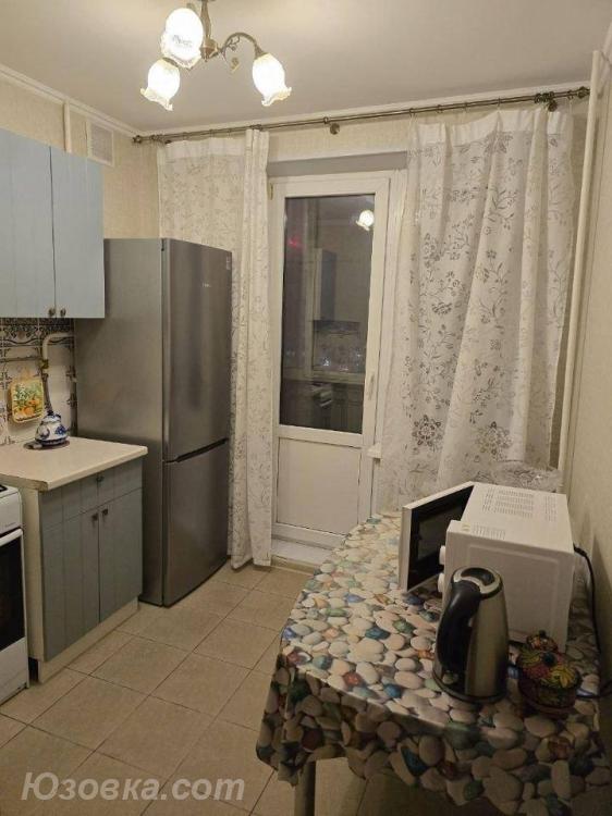 2-комн. квартира, 48м², с мебелью, 4/9 эт., ДОНЕЦК