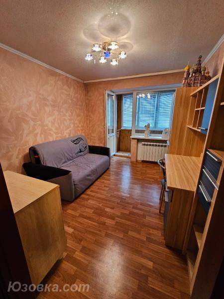 2-комн. квартира, 43 м², вторичка, 3/5 эт.