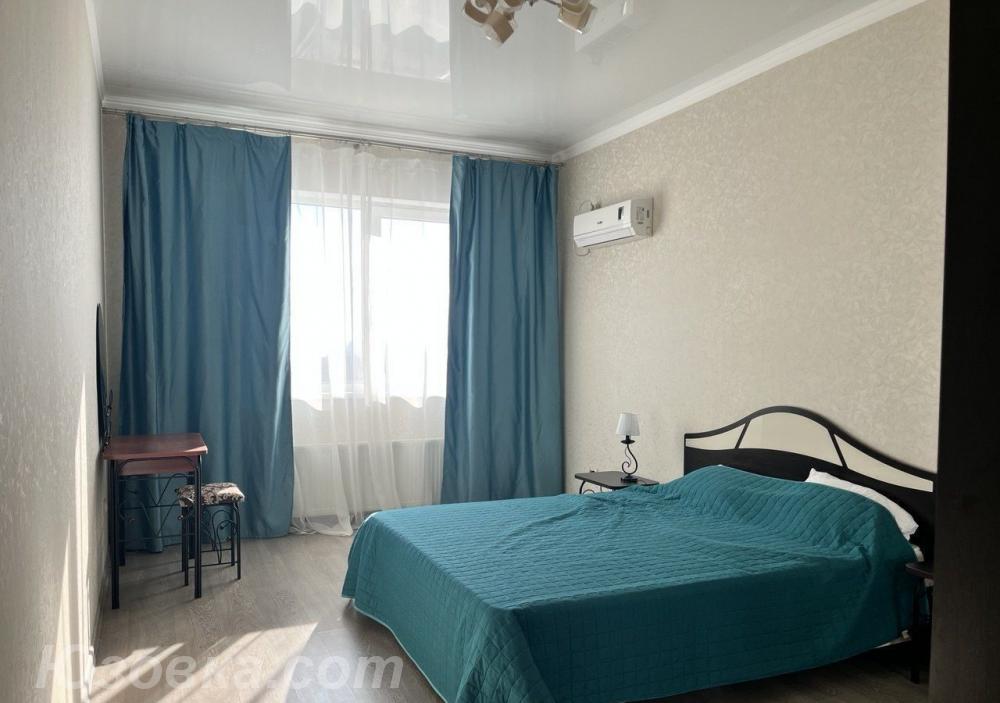 2-комн. квартира, 64м², с мебелью, 4/9 эт., ДОНЕЦК