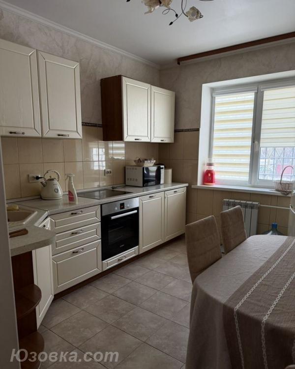 2-комн. квартира, 53м², с мебелью, 5/9 эт., ДОНЕЦК