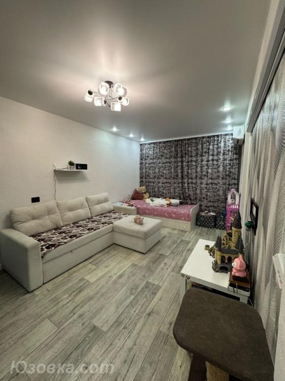 1-комн. квартира, 1м², с мебелью, 2/9 эт., ДОНЕЦК