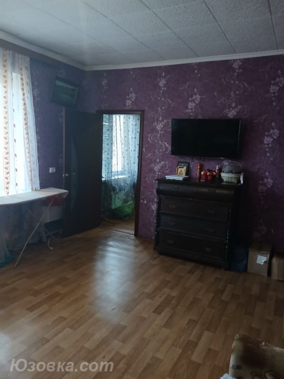3-комн. квартира, 66 м², вторичка, 1/2 эт., ДОНЕЦК