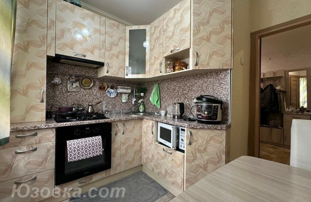 2-комн. квартира, 48м², с мебелью, 4/9 эт., ДОНЕЦК