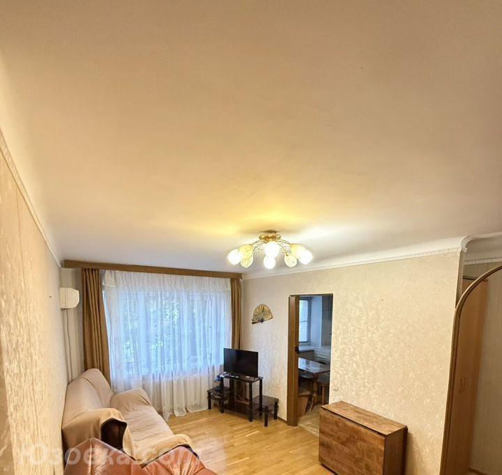 2-комн. квартира, 43м², с мебелью, 4/5 эт.