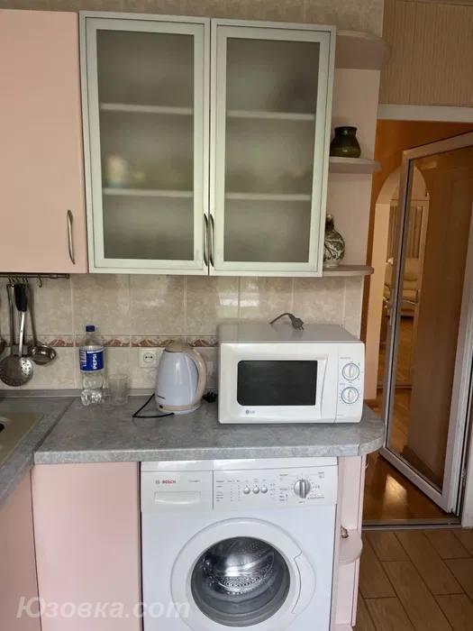 1-комн. квартира, 37м², с мебелью, 3/5 эт., ДОНЕЦК