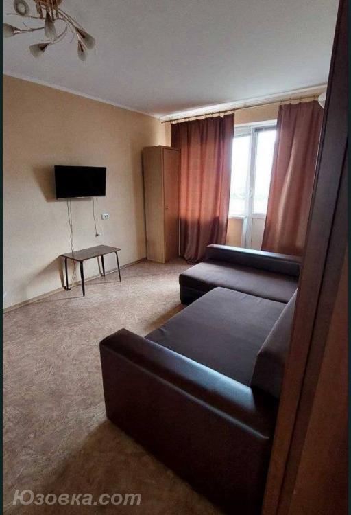2-комн. квартира, 46м², с мебелью, 3/5 эт.