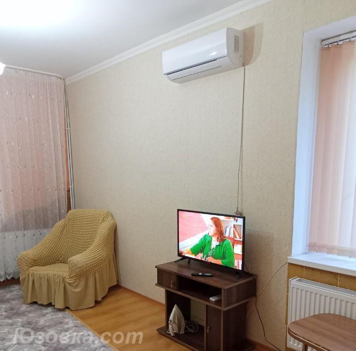 2-комн. квартира, 45м², с мебелью, 4/9 эт., ДОНЕЦК