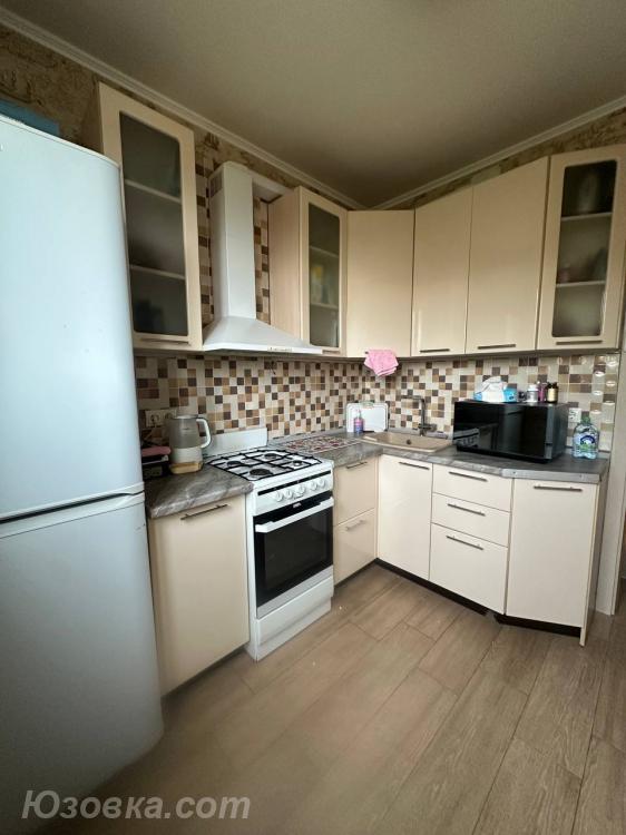 1-комн. квартира, 38м², с мебелью, 2/9 эт., ДОНЕЦК