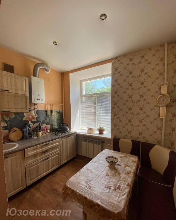 2-комн. квартира, 48м², с мебелью, 2/9 эт., ДОНЕЦК