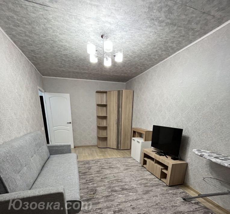 2-комн. квартира, 49м², с мебелью, 3/9 эт., ДОНЕЦК