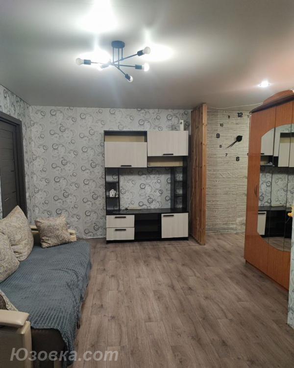 2-комн. квартира, 43м², с мебелью, 3/9 эт., ДОНЕЦК